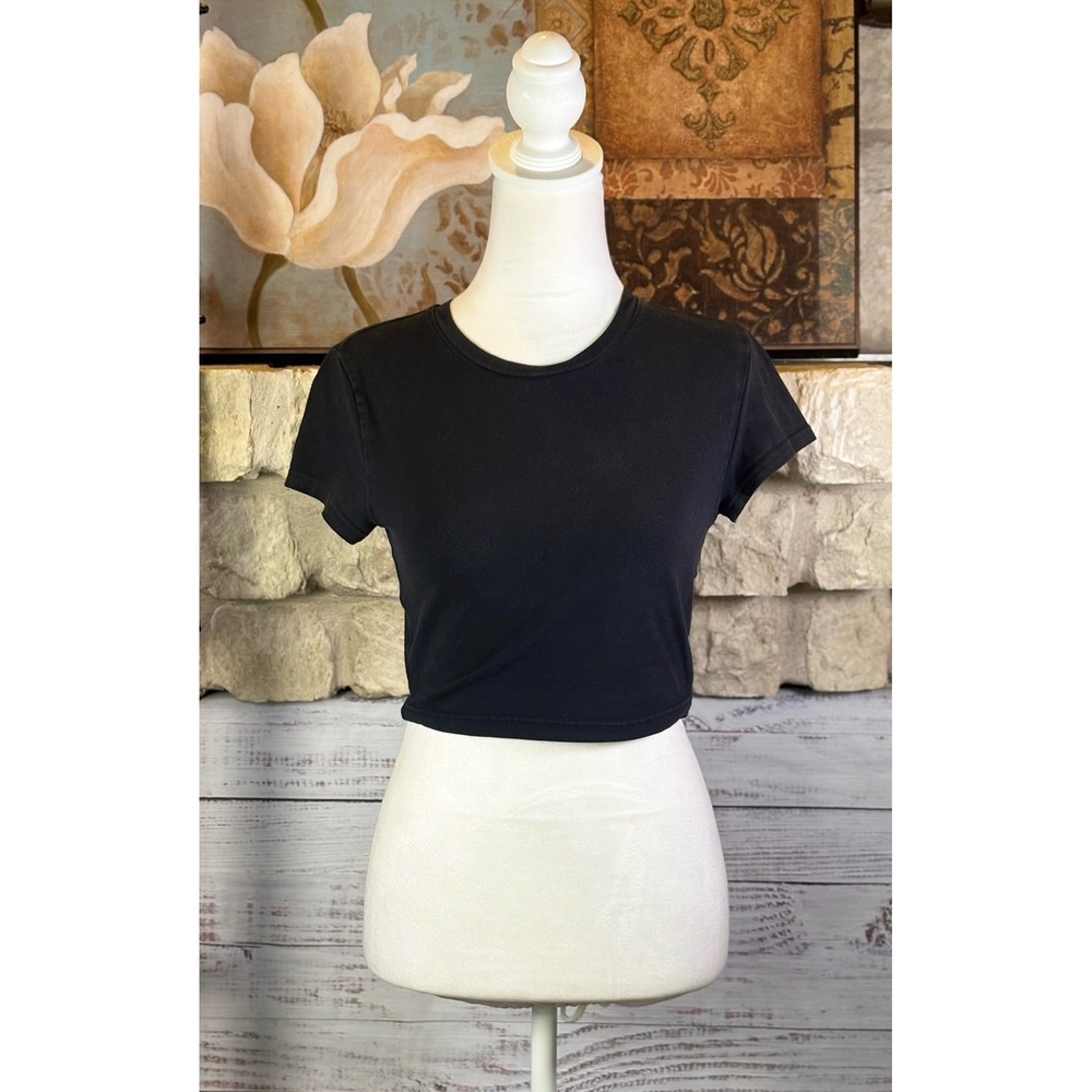Tna Aritzia Black Crop Top Baby Tee Short Sleeve Crew Neck Size Small